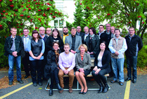 Ryhmäkuvasta puuttuu muutama ehdokas